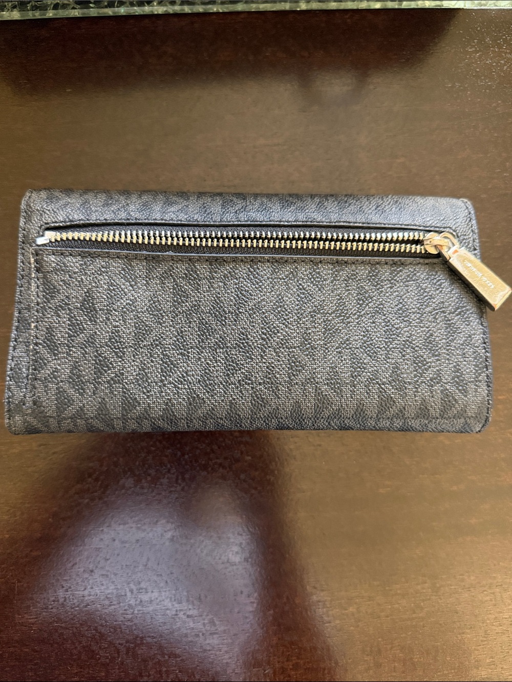 Michael Kors Black Signature Crossbody Bag with Matching Wallet - Picture 11 of 17